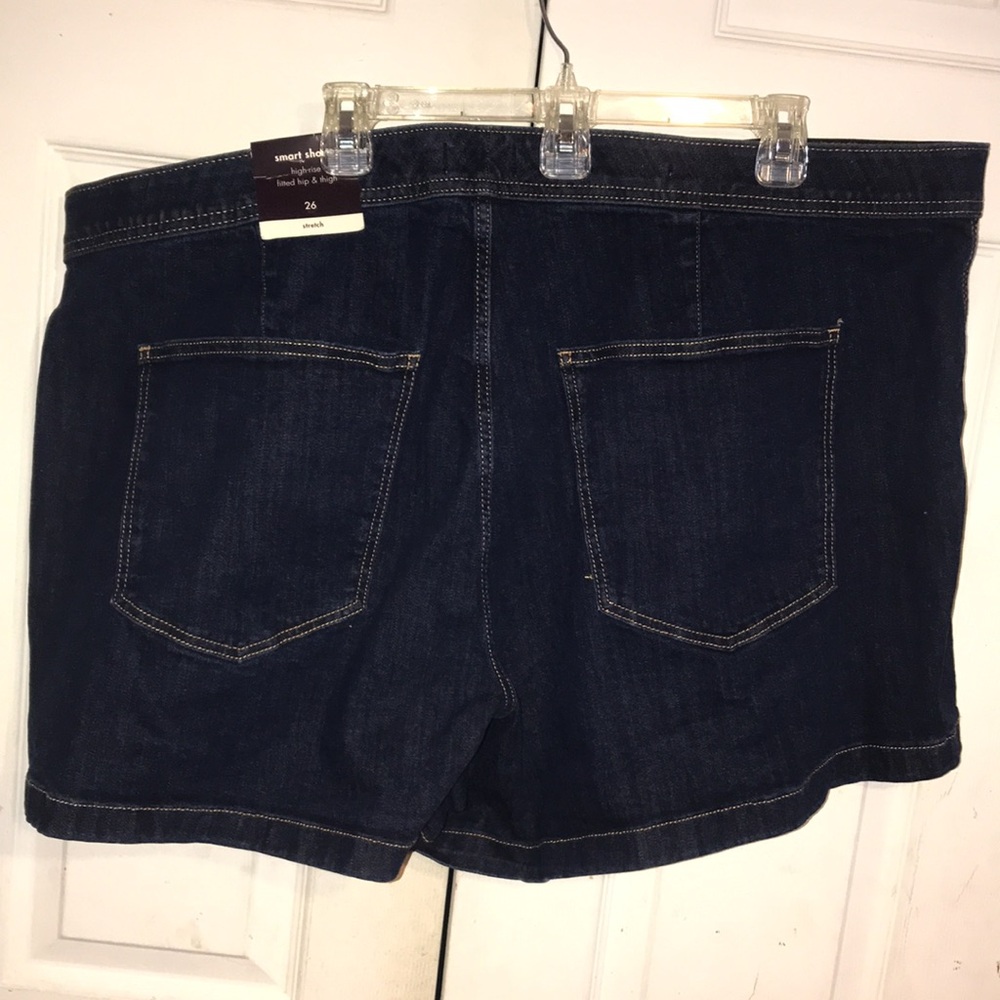 NWT Women’s Ava & Viv Smart Shorts - Picture 3 of 8